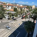 Alloggio in famiglia Promenade Des *